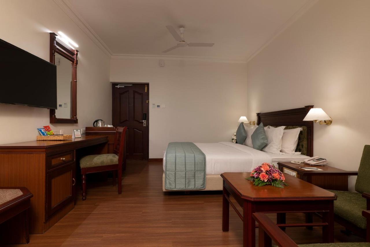 Issacs Residency Otel Munnar Dış mekan fotoğraf
