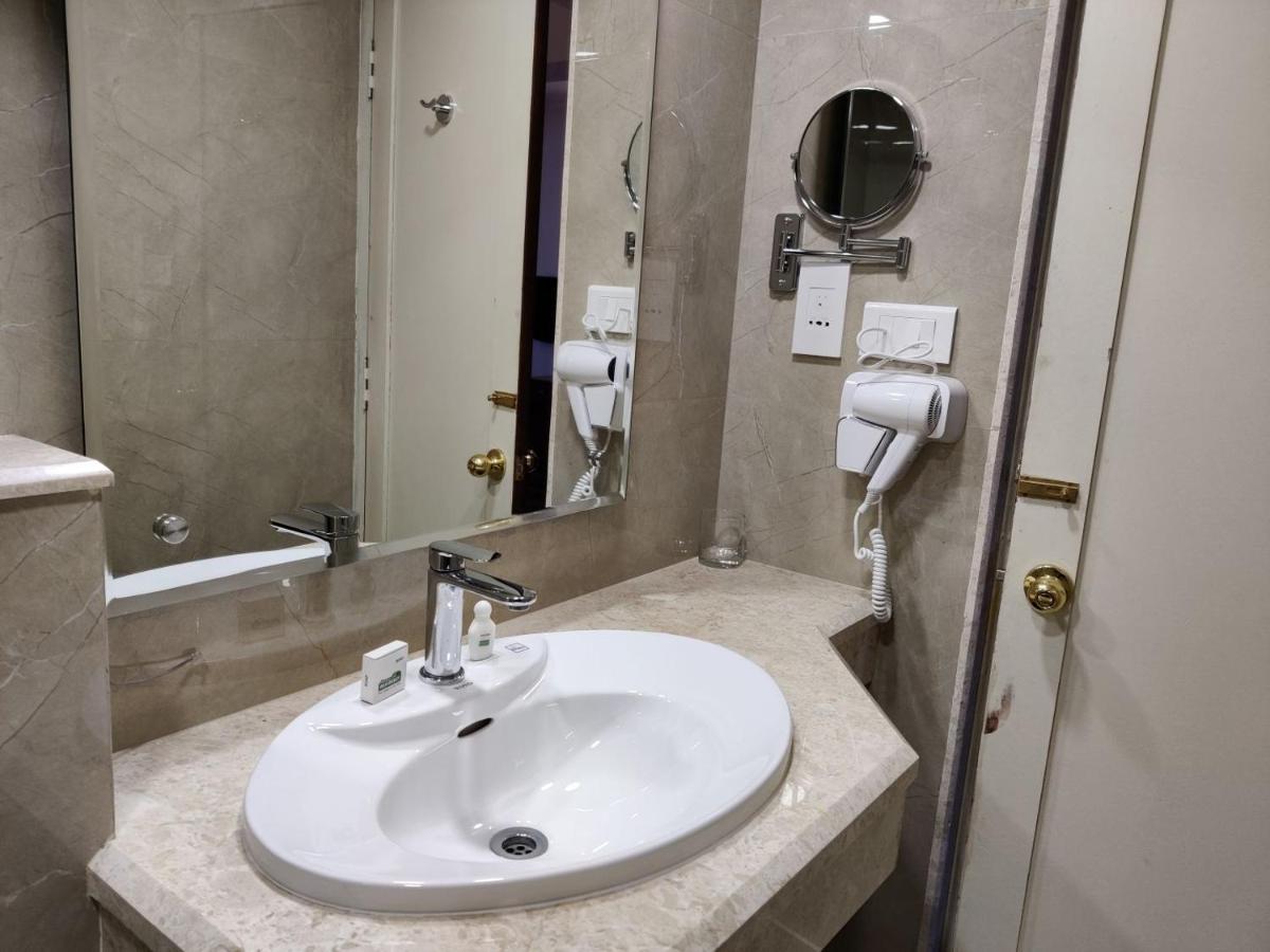 Issacs Residency Otel Munnar Dış mekan fotoğraf