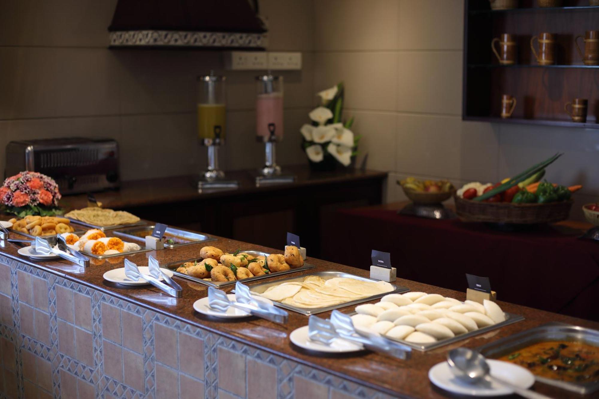 Issacs Residency Otel Munnar Dış mekan fotoğraf