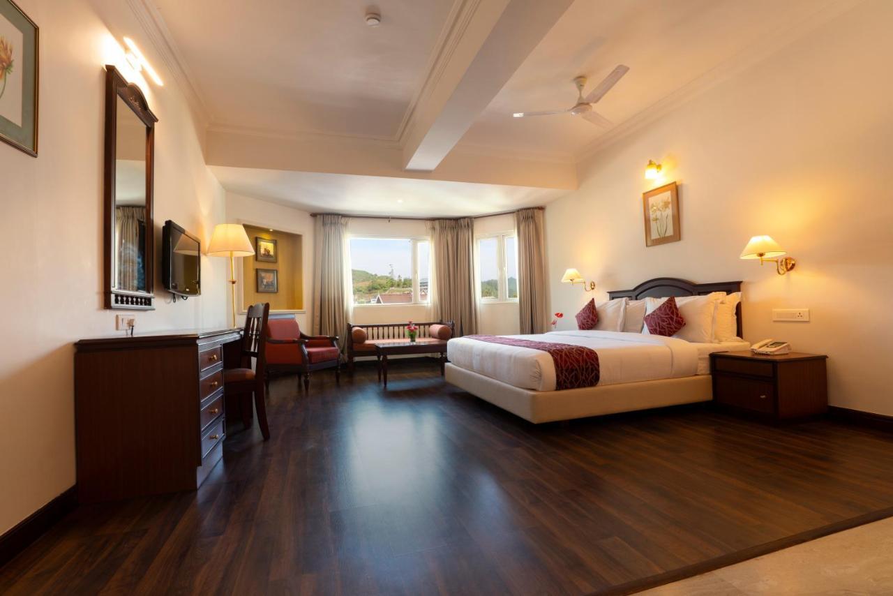 Issacs Residency Otel Munnar Dış mekan fotoğraf
