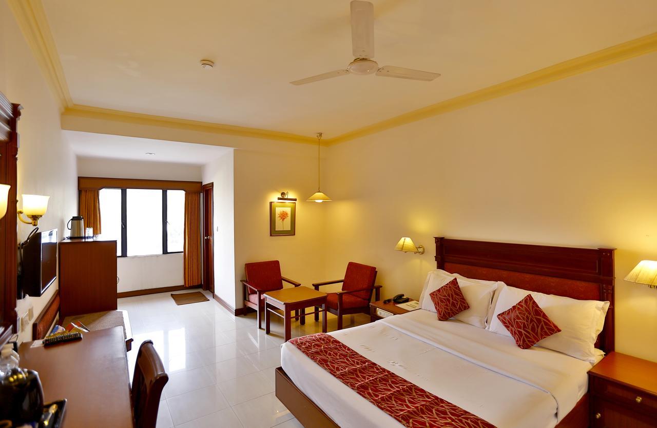 Issacs Residency Otel Munnar Dış mekan fotoğraf