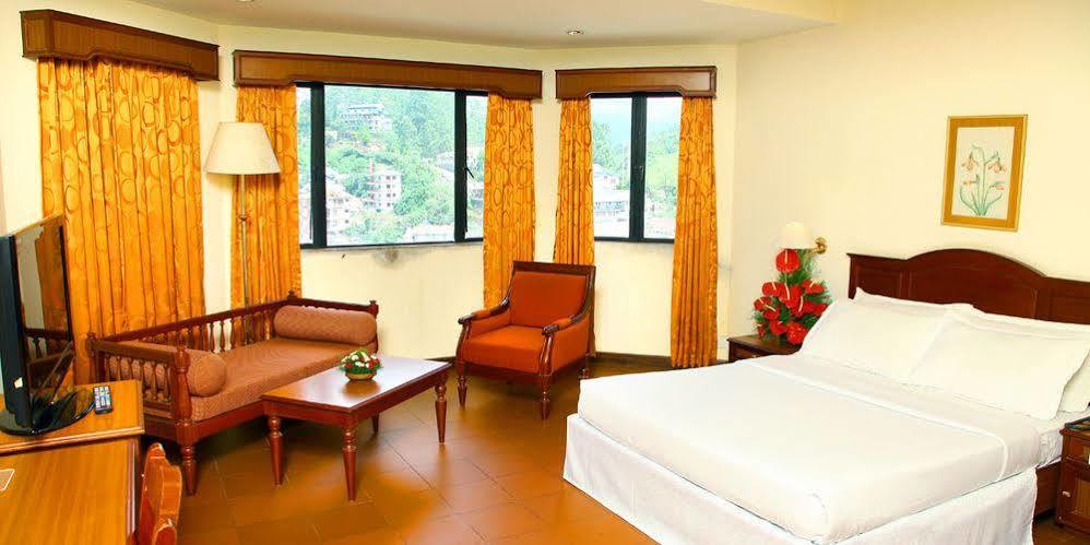 Issacs Residency Otel Munnar Dış mekan fotoğraf